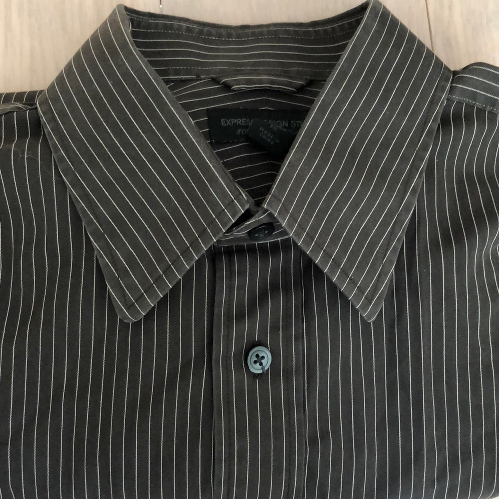 Express M-15/32-33 Brown Striped Button Up Shirt